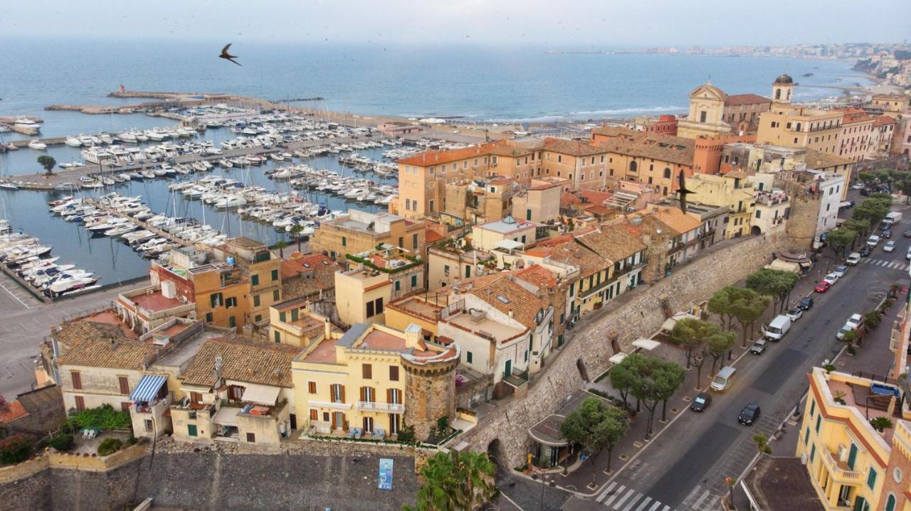 Incantevole Casa Sul Mare Vicino A Roma เน็ตตูโน ภายนอก รูปภาพ