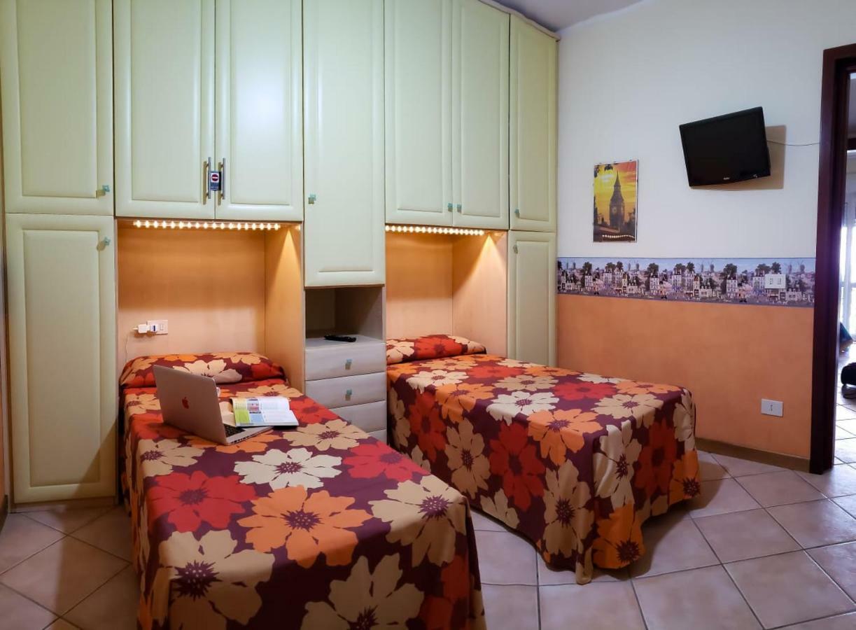 Incantevole Casa Sul Mare Vicino A Roma เน็ตตูโน ภายนอก รูปภาพ